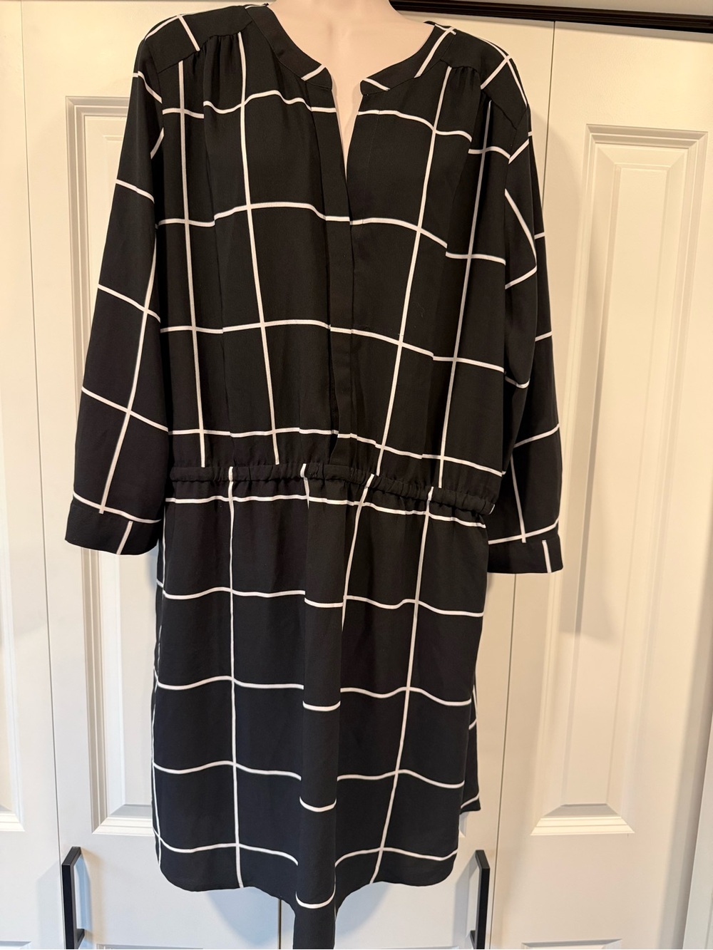 Loft black white grid print long sleeve dress xl